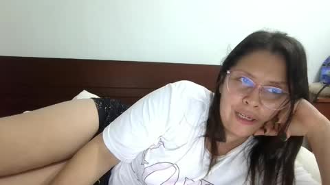 Snapshot of karol_gill chatting on 05/02/26, 05:01 Karol online show from 05/02/26, 05:01