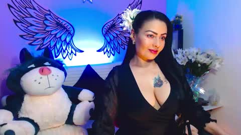 Snapshot of karol_kennedy chatting on 01/13/26, 06:40 Karol Kenedy online show from 01/13/26, 06:40