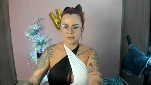 kAROL MILF   online show from 01/11/25, 12:44