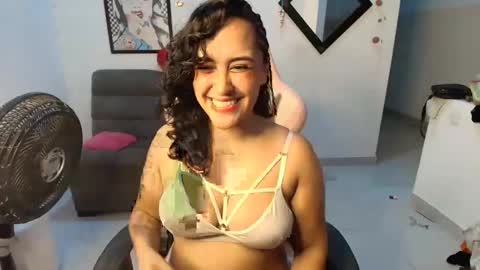    online show from 02/06/25, 02:33