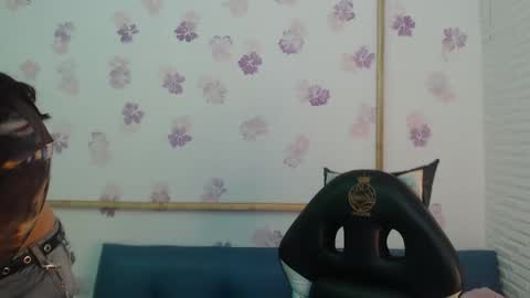 Karol online show from 04/29/26, 02:10