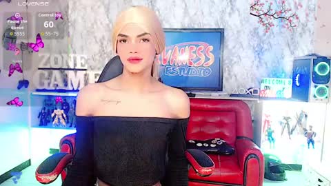 Snapshot of karol_vanessa__ chatting on 04/29/26, 11:36 karol Vanessa online show from 04/29/26, 11:36