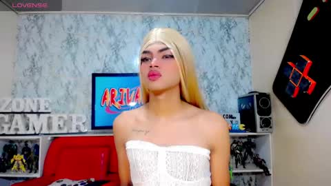 karol Vanessa   online show from 06/04/26, 11:16