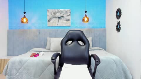 Snapshot of karola_cute_ chatting on 04/09/26, 10:20 katalina online show from 04/09/26, 10:20