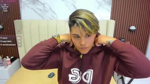 Karol and Luna online show from 02/21/25, 05:24