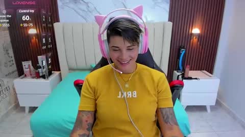 Karol and Luna online show from 03/12/25, 02:30