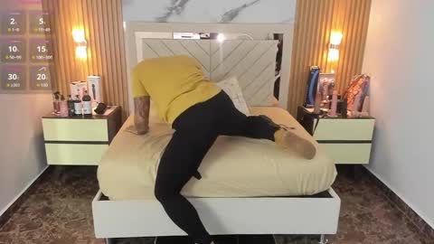 Karol and Luna online show from 09/20/25, 02:45