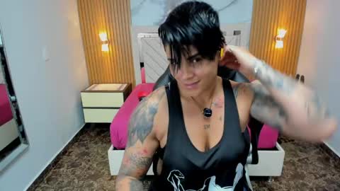 Snapshot of karolandluna chatting on 04/20/26, 07:59 Karol and Luna online show from 04/20/26, 07:59