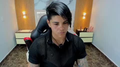 Snapshot of karolandluna chatting on 04/27/26, 07:12 Karol and Luna online show from 04/27/26, 07:12
