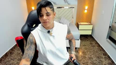 Snapshot of karolandluna chatting on 05/07/26, 07:19 Karol and Luna online show from 05/07/26, 07:19