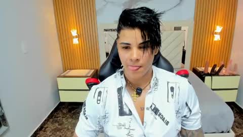 Snapshot of karolandluna chatting on 05/08/26, 07:30 Karol and Luna online show from 05/08/26, 07:30