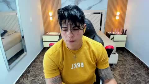 Snapshot of karolandluna chatting on 05/16/26, 07:23 Karol and Luna online show from 05/16/26, 07:23
