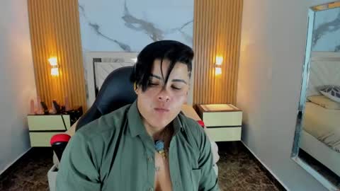 Snapshot of karolandluna chatting on 05/22/26, 07:41 Karol and Luna online show from 05/22/26, 07:41