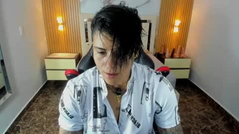 Snapshot of karolandluna chatting on 07/16/26, 07:20 Karol and Luna online show from 07/16/26, 07:20