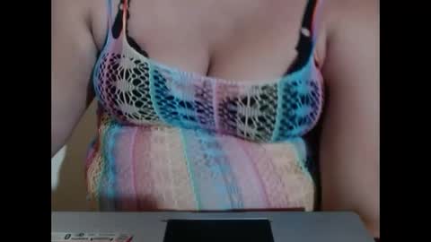 karolbb21 online show from 02/01/26, 11:58