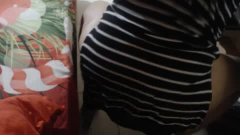 karolbb21 online show from 05/11/26, 04:04