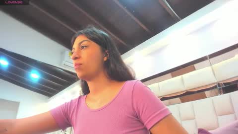Karol  online show from 10/22/25, 11:10