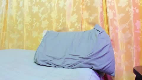 Karolinstagram.karoli sanz online show from 03/06/25, 04:30