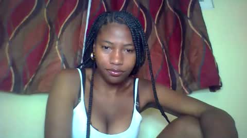 karoliee online show from 05/06/26, 07:24
