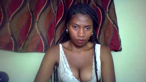 karoliee online show from 05/19/26, 04:13