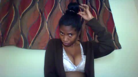 karoliee online show from 07/13/26, 01:58