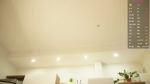 Snapshot of karolina_hotty chatting on 10/17/25, 08:39 Nika online show from 10/17/25, 08:39