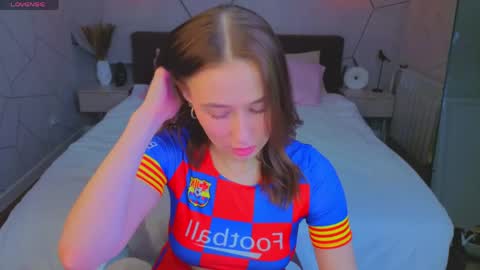 Snapshot of karolina_kely chatting on 04/29/26, 09:24 Karolina online show from 04/29/26, 09:24