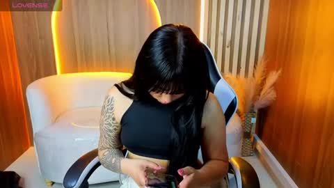 Snapshot of karolina_tx chatting on 07/23/26, 12:47 Follow me.. Live 730 to 1400 online show from 07/23/26, 12:47
