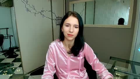 Karolina online show from 12/13/24, 06:42