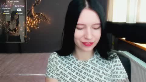 Karolina online show from 04/25/26, 05:21