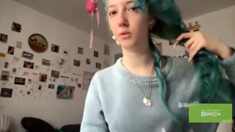 Karoline here online show from 07/24/26, 08:45
