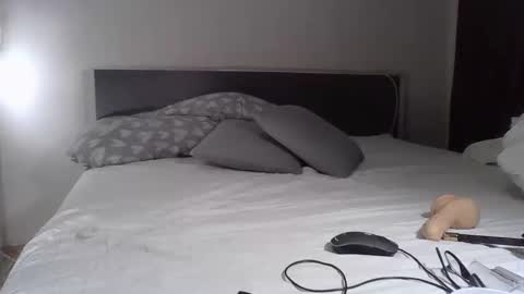 Snapshot of karolinas777x chatting on 11/21/25, 04:16 Karolinas777x online show from 11/21/25, 04:16