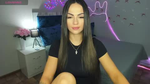 Snapshot of karolinasykes chatting on 05/20/26, 05:35 Karolina online show from 05/20/26, 05:35