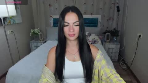 Snapshot of karolinasykes chatting on 07/06/26, 05:37 Karolina online show from 07/06/26, 05:37