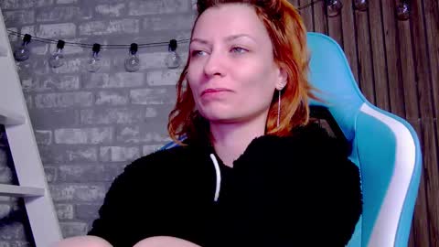 karoline121 online show from 02/23/25, 04:28