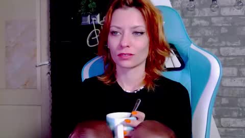 karoline121 online show from 03/08/25, 04:23