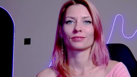 karoline121 online show from 10/29/25, 09:16