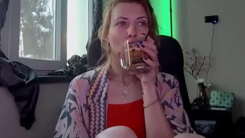 karoline121 online show from 02/03/26, 06:22