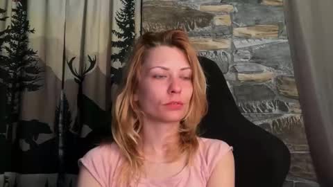 karoline121 online show from 03/12/26, 08:15