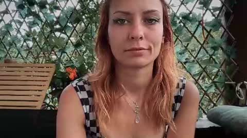 Snapshot of karoline121 chatting on 07/08/26, 01:15 karoline121 online show from 07/08/26, 01:15