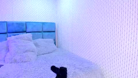 Karoline  online show from 12/14/24, 12:33