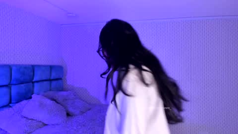 Karoline  online show from 02/01/25, 01:02