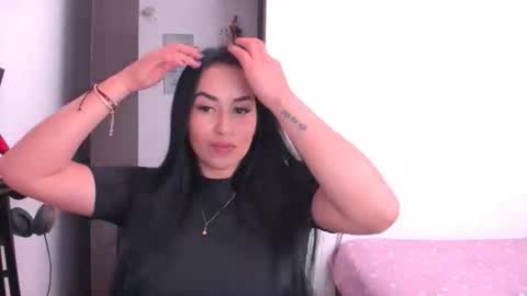 Karoline online show from 02/04/26, 02:23