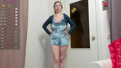 Karoline online show from 12/05/24, 10:23