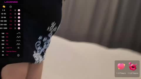 Karoline online show from 12/06/24, 05:55