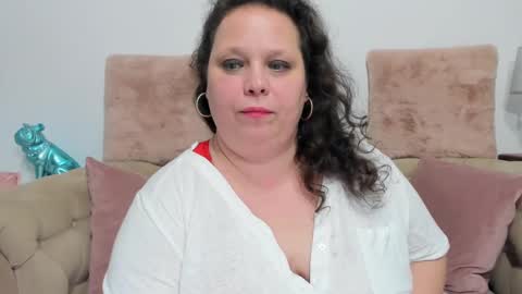 KarolineJoyy online show from 01/17/25, 09:39