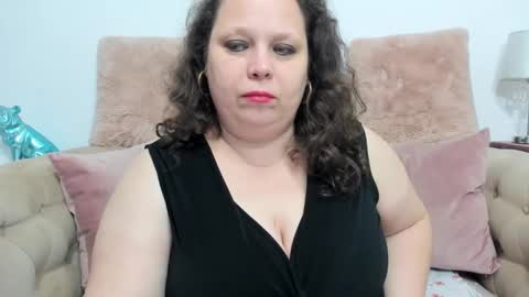 KarolineJoyy online show from 03/05/25, 08:21