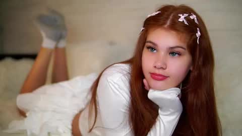 lina online show from 11/30/25, 11:36