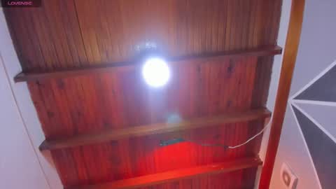 Karol online show from 12/22/25, 12:24