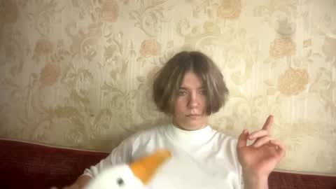 Bella online show from 04/03/26, 11:19